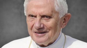 Ispraćaja Pape Benedikta XVI autobusom iz Splita, Šibenika, Zadra i Rijeke