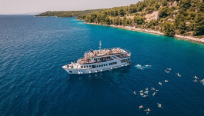 Max Nautica Blue Lagoon i 3 otoka – ručak, pića i ronjenje s disalicom