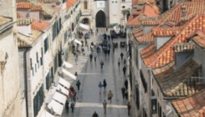 From Omiš: Dubrovnik Guided Group Tour with Ston Oyster tasting